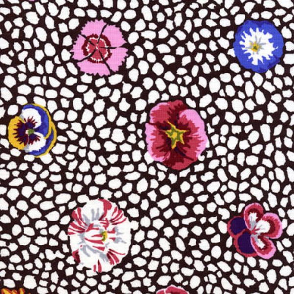 GP59.White Guinea Flower, Kaffe Fassett