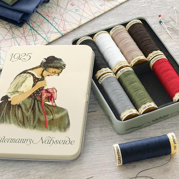 640952 Display Gutermann Nostalgic Classic Thread Tin Set
