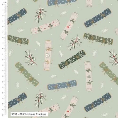 3392-08 Christmas Crackers Victoria Louise Cosy Christmas
