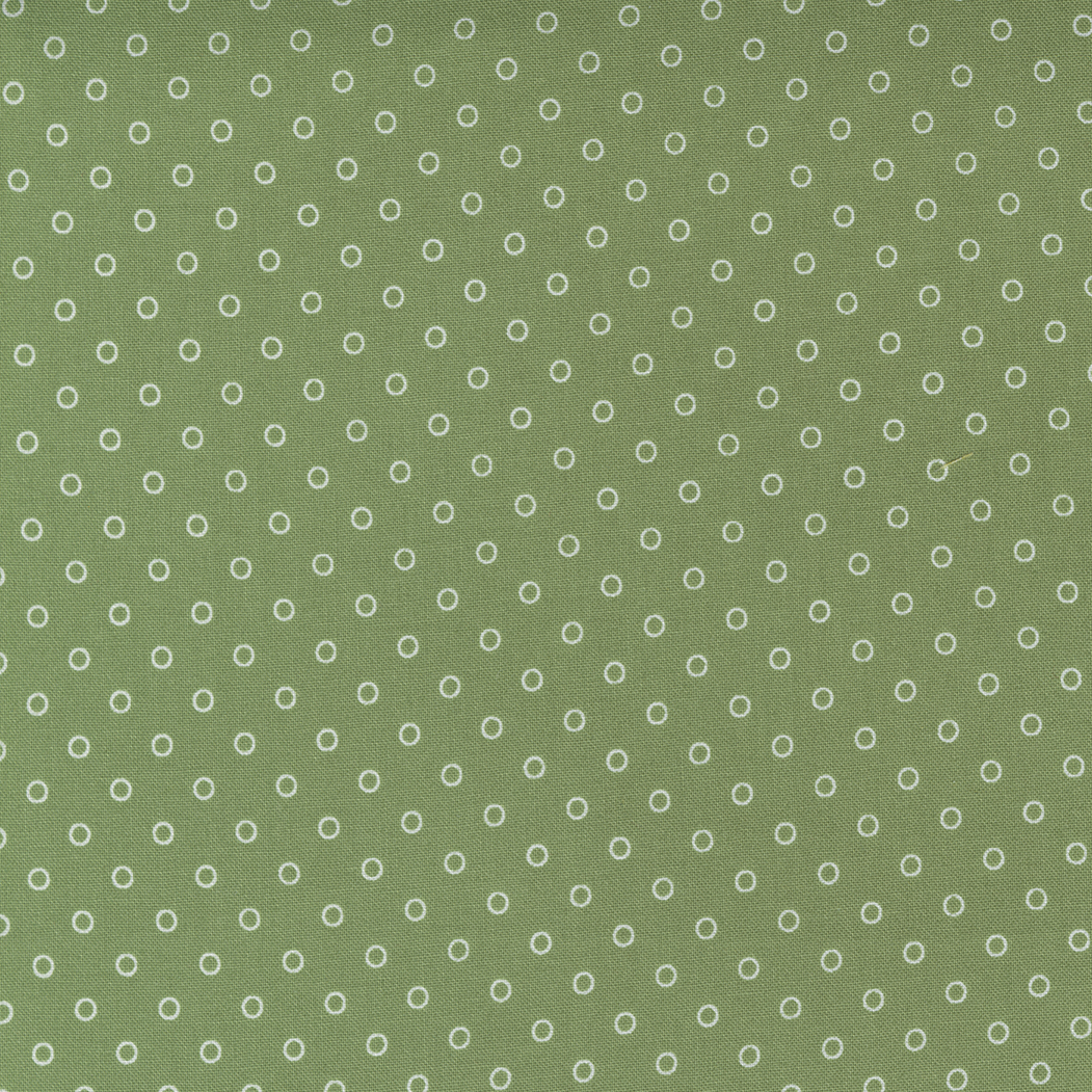 55264 16 Smitten Dot Grass, Nantucket Summer by Camille Roskelley