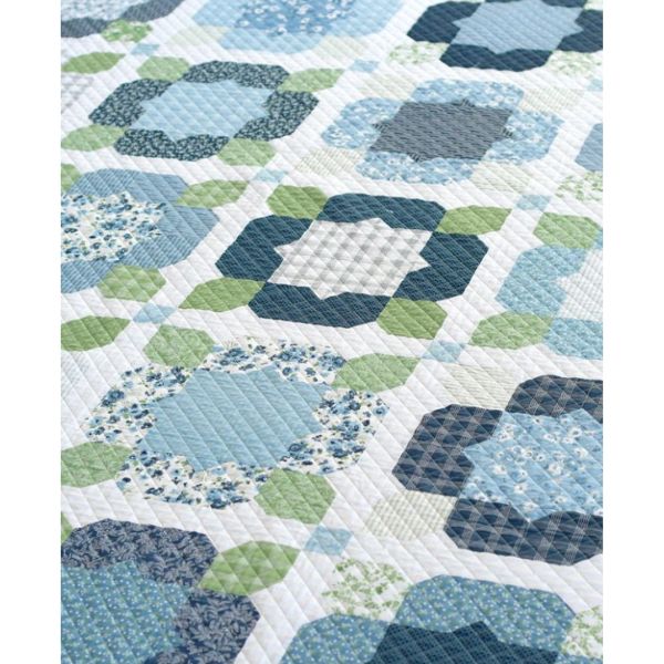 Flower Girl Quilt Kit, Nantucket Summer by Camille Roskelley Details