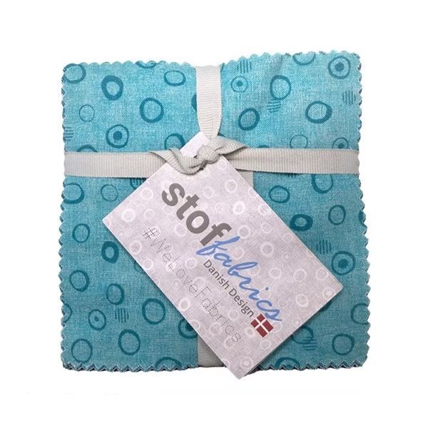 Stof Basically 5 Charm Pack