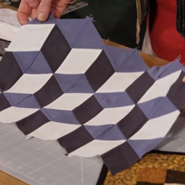 3-D Hexagonal Happenings with Jennie Rayment