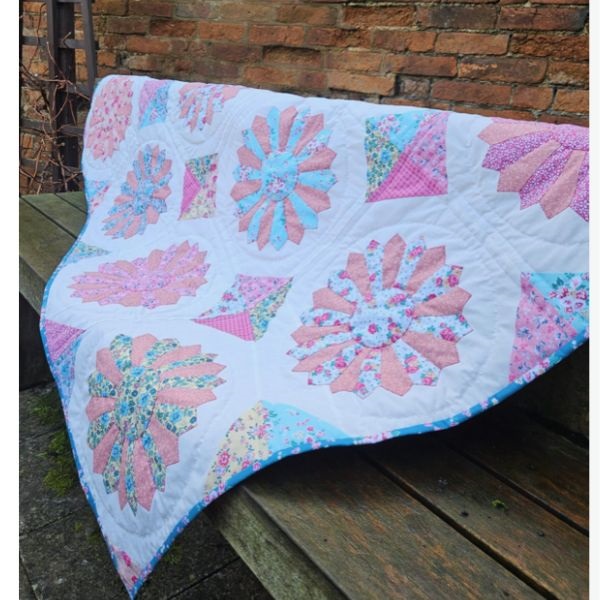 Precious petites quilt