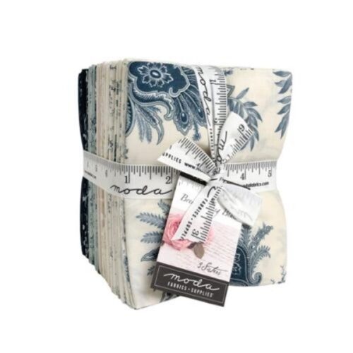 44400AB Breathtaking Blues Fat Quarter Pack (30 pcs) by 3 Sisters (Branded)
