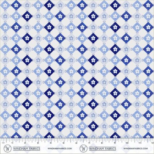 55348-1 Daisy Diamonds, Chateau Meow by Whistler Studios