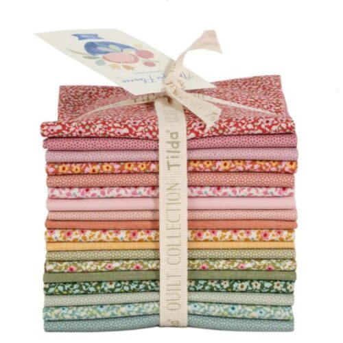TD300284 Applique Flowers Fat Eighth Bundle (18 pcs) by Tilda