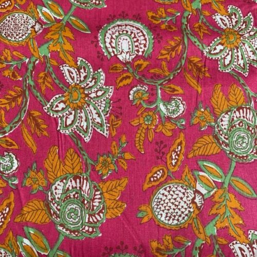 Tajma007 Taj Mahal Fuschia Cotton Dressmaking Fabric