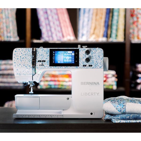 Bernina 495 Liberty Edition Sewing Machine