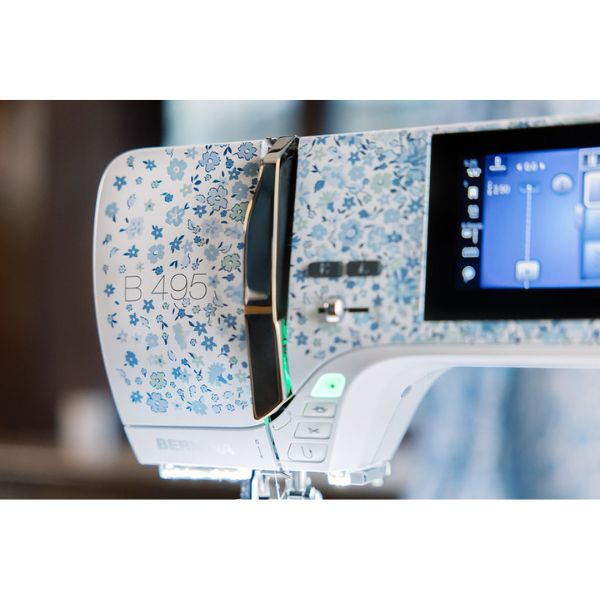 Bernina 495 Liberty Edition Sewing Machine