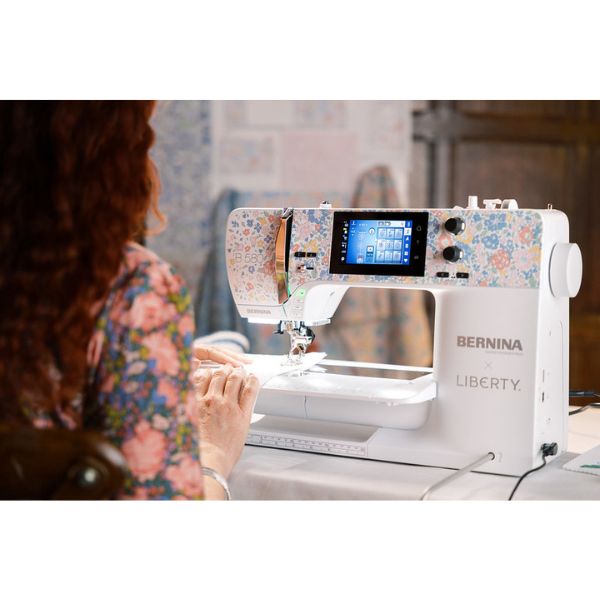 Bernina 580 Liberty Edition Sewing Machine