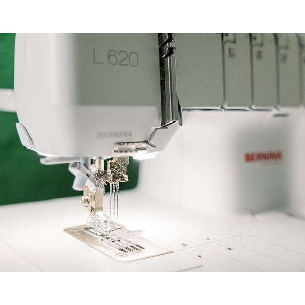 Bernina L620 Coverstitch