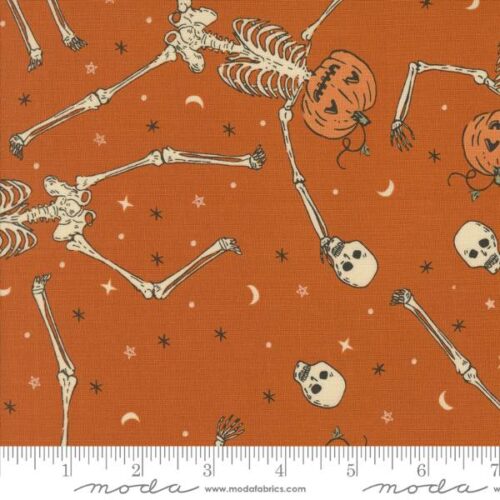 20913 13 Dancing Pumpkins Rust, Home Sweet Haunt by Stacy Iest Hsu
