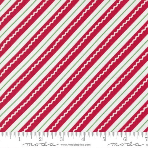 22445-13 Reindeer Games for Moda