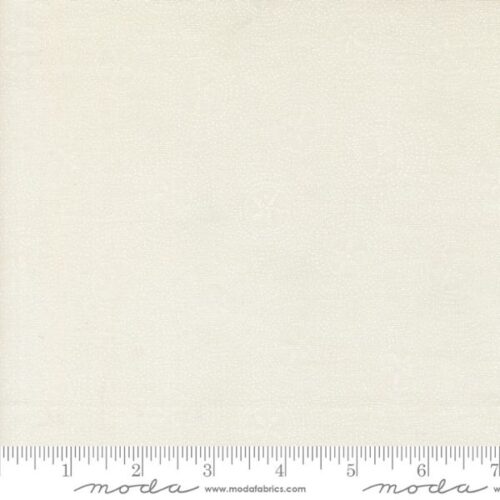 56205 31 Sand Dollar White, Seaside by Deb Strain