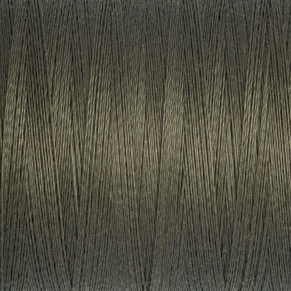 Gutermann Sew All Thread Col.676