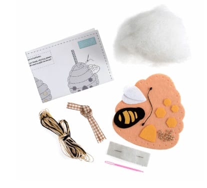 GCK059 Felt Kit Bee Hive
