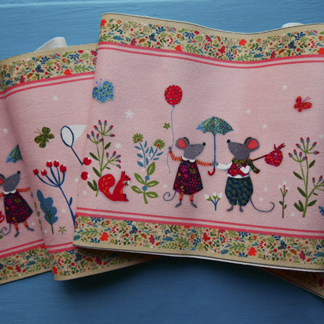 Ribbon Borders, Odile Bailloeul