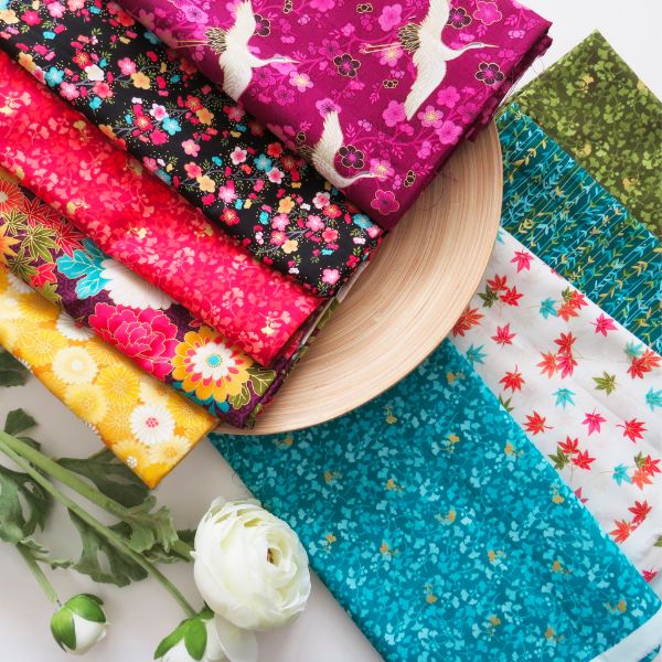 Hikari Fat Quarter Bundle (17pcs) Lady Sew and Sew