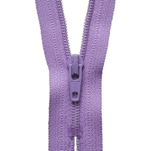 Y420/244 Light Orchid Nylon Dress and Skirt Zip